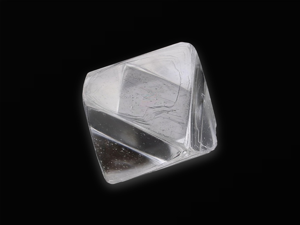 Diamond Octahedron Crystal 4.00mm +/-