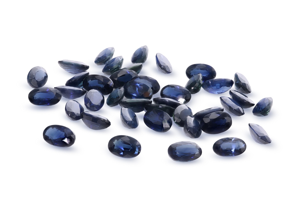 [SAVB0503D] Australian Sapphire 5x3mm Oval Dark Blue