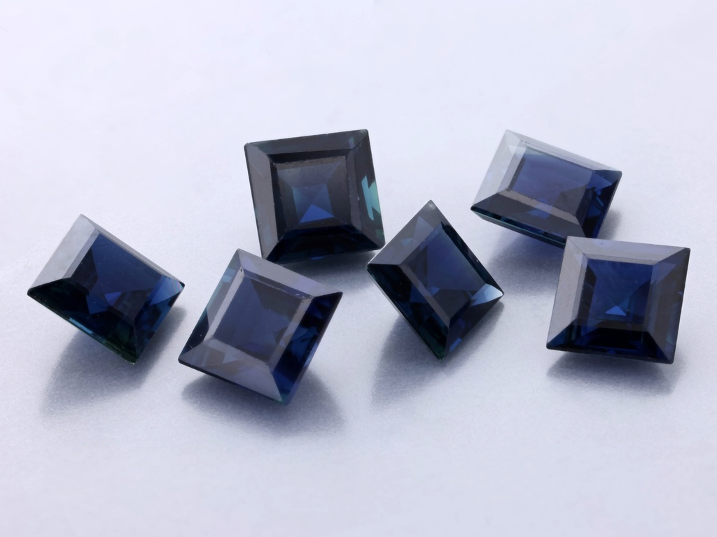 Australian Sapphire 4.00mm Carre Cut Mid Blue