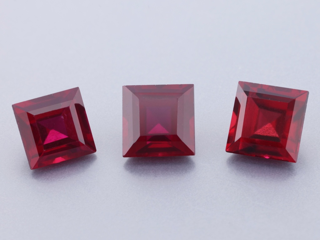 Synthetic/Lab Grown Ruby 4.00mm Carre Cut