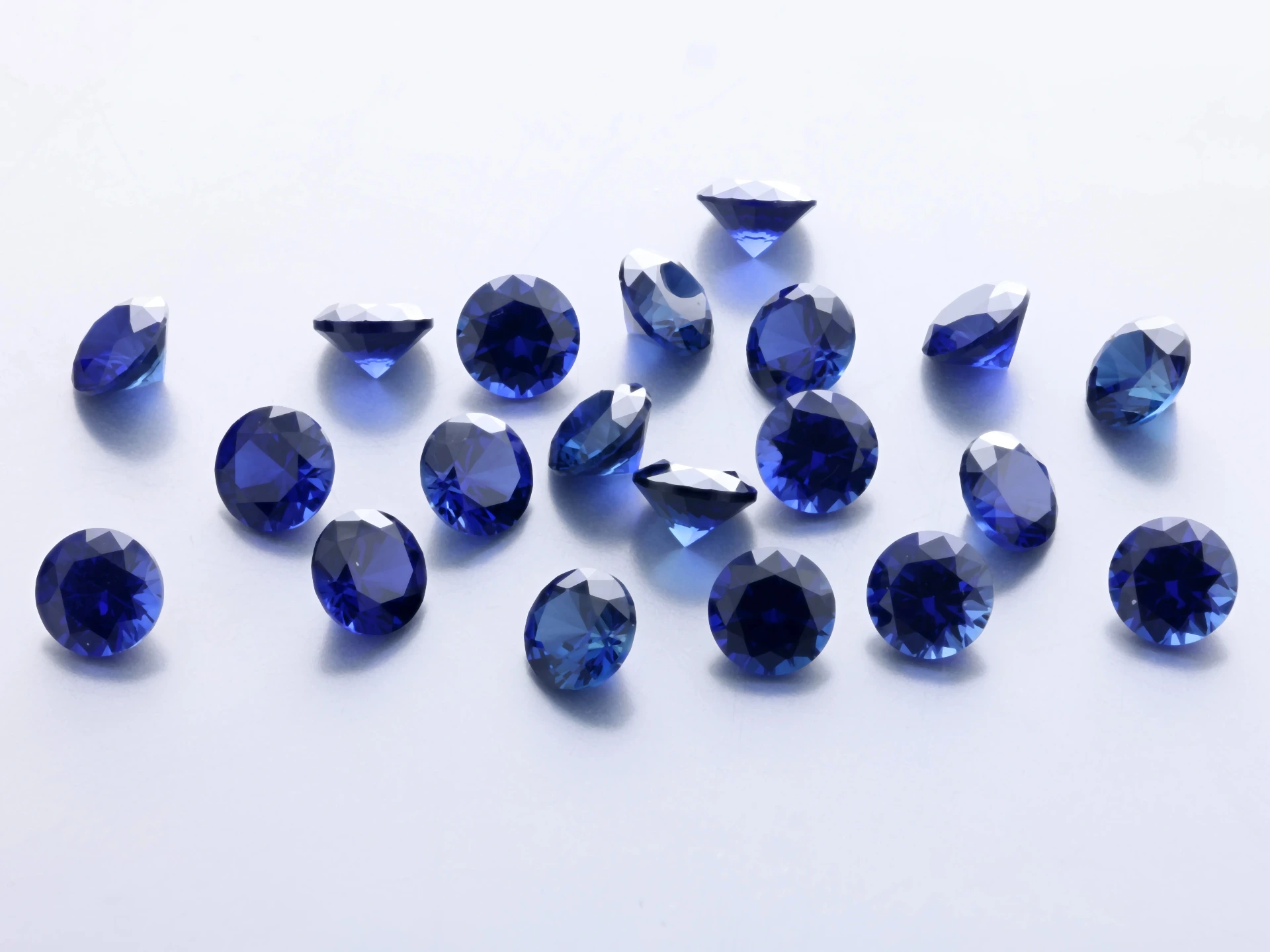 [YDRB0400] Synthetic/Lab Grown Sapphire 4.00mm Round Blue