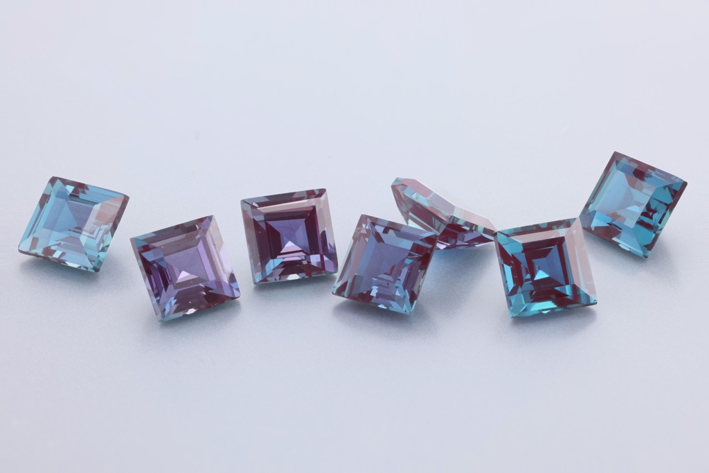 Synthetic Alexandrite Chrysoberyl 5.00mm Carre Cut