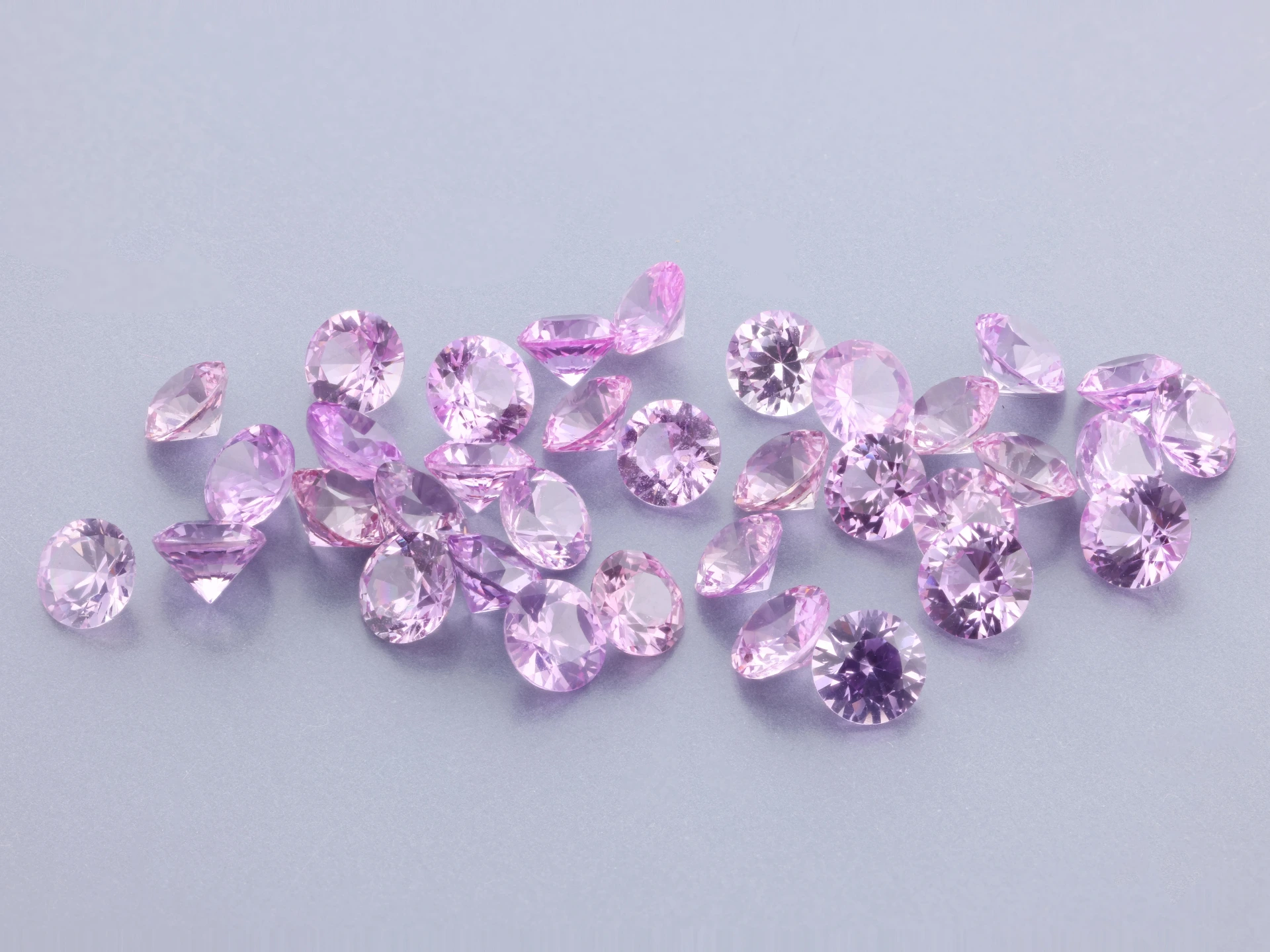 Pink Sapphire 3.25mm Round Light