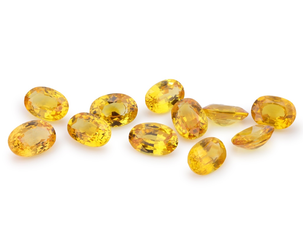 [SYV0604B] Sapphire 6x4mm Oval Dark Yellow