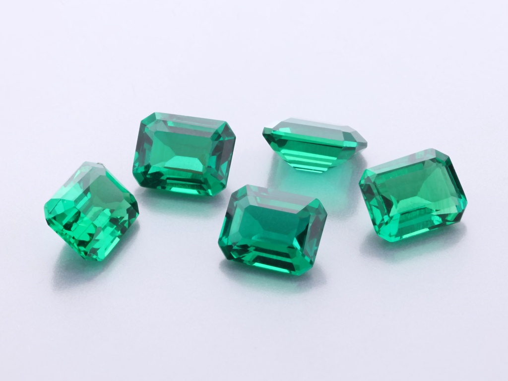 Hydrothermal/Lab Grown Emerald 5x4mm Emerald Cut