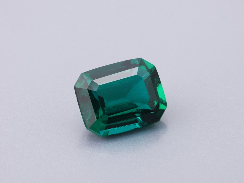 Hydrothermal/Lab Grown Emerald 10x8mm Emerald Cut