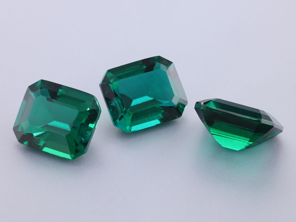 Hydrothermal/Lab Grown Emerald 12x10mm Emerald Cut