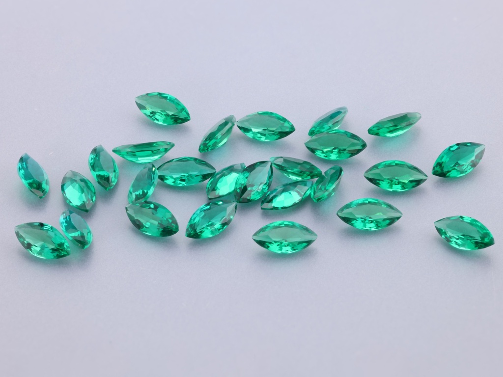 Hydrothermal/Lab Grown Emerald 5x2.5mm Marquise