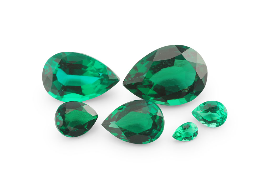 Hydrothermal/Lab Grown Emerald 8x6mm Pear Shape