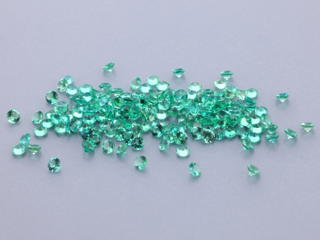 Hydrothermal/Lab Grown Emerald 1.50mm Round