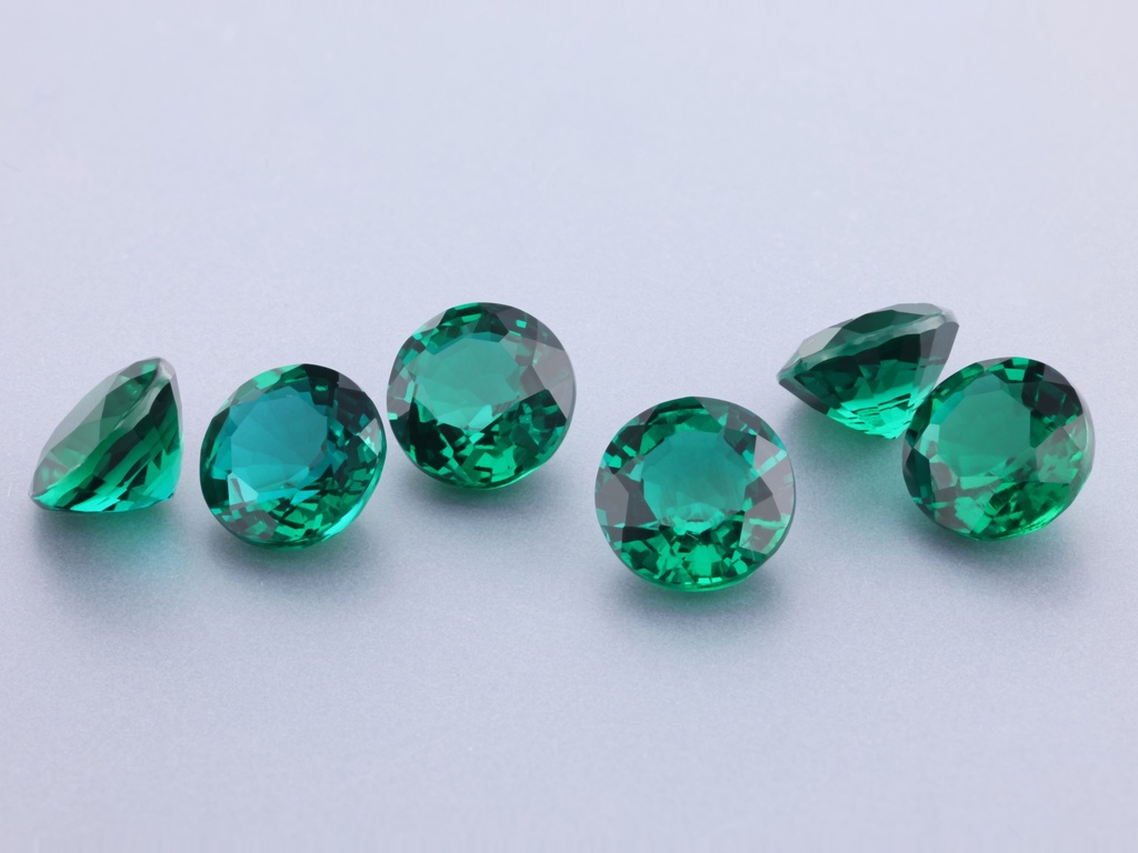 Hydrothermal/Lab Grown Emerald 7.00mm Round