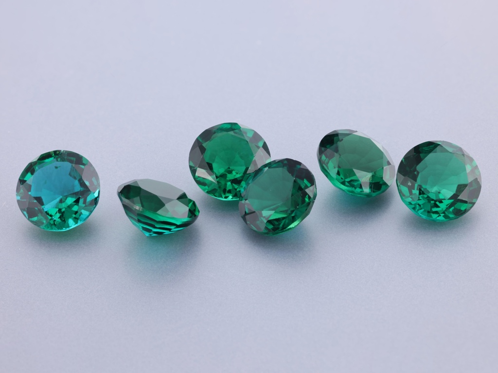 Hydrothermal/Lab Grown Emerald 7.50mm Round