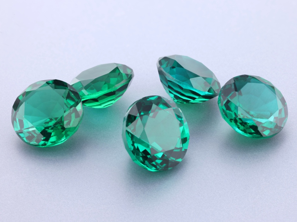 Hydrothermal/Lab Grown Emerald 9.00mm Round