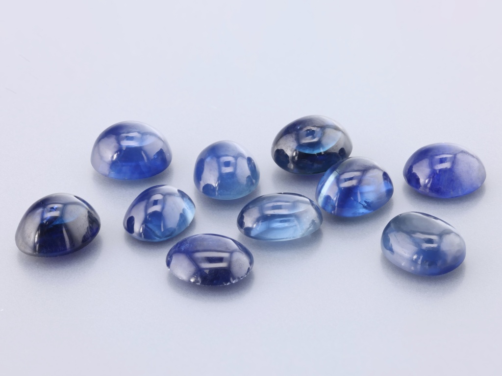 [SAVC0605P1] Australian Sapphire 6x5mm +/- Oval Cabochon Blue