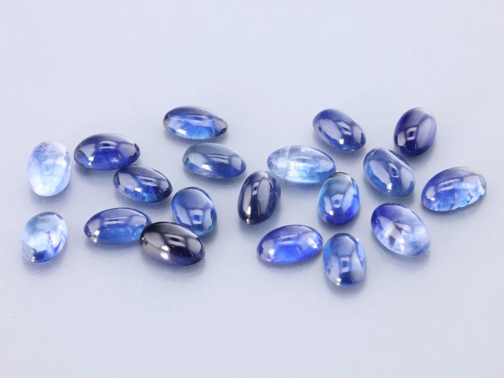 [SAVC0504P1] Australian Sapphire 5x4mm +/- Oval Cabochon Blue