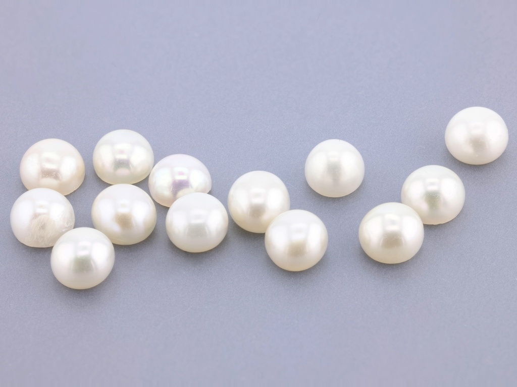 Freshwater Half Seed Pearls 4.00-4.50mm White
