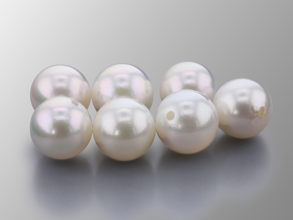 Akoya Pearl 6.50-7.00mm Round White