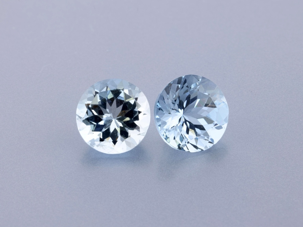 [BARB0700B] Aquamarine 7.00mm +/- Round Mid Blue