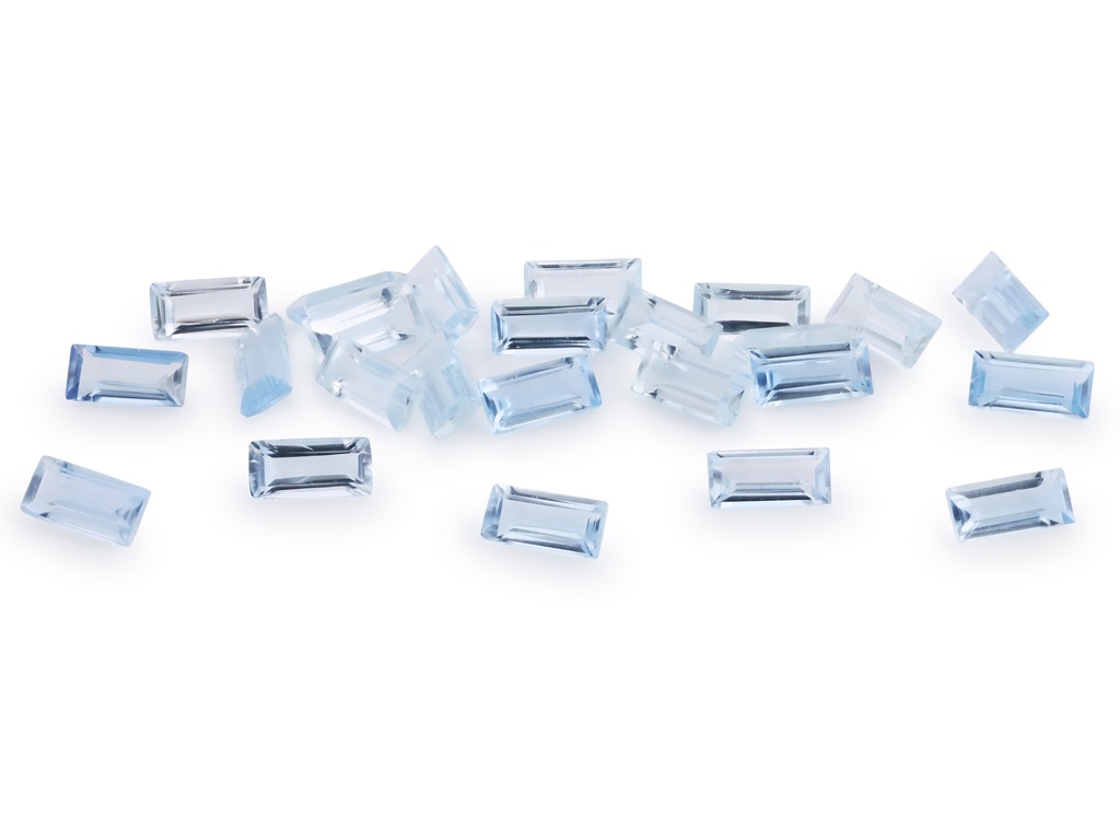 [BABS0402B] Aquamarine 4x2mm Baguette Mid Blue