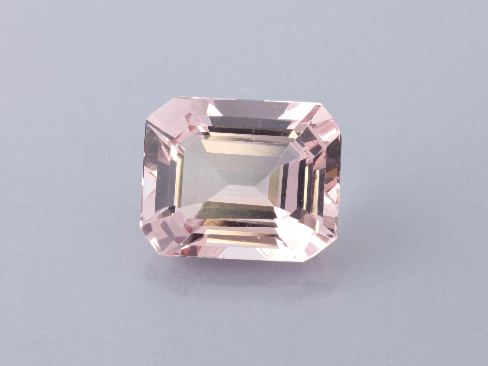 [BMOS1109A] Morganite 11x9mm Emerald Cut Pink