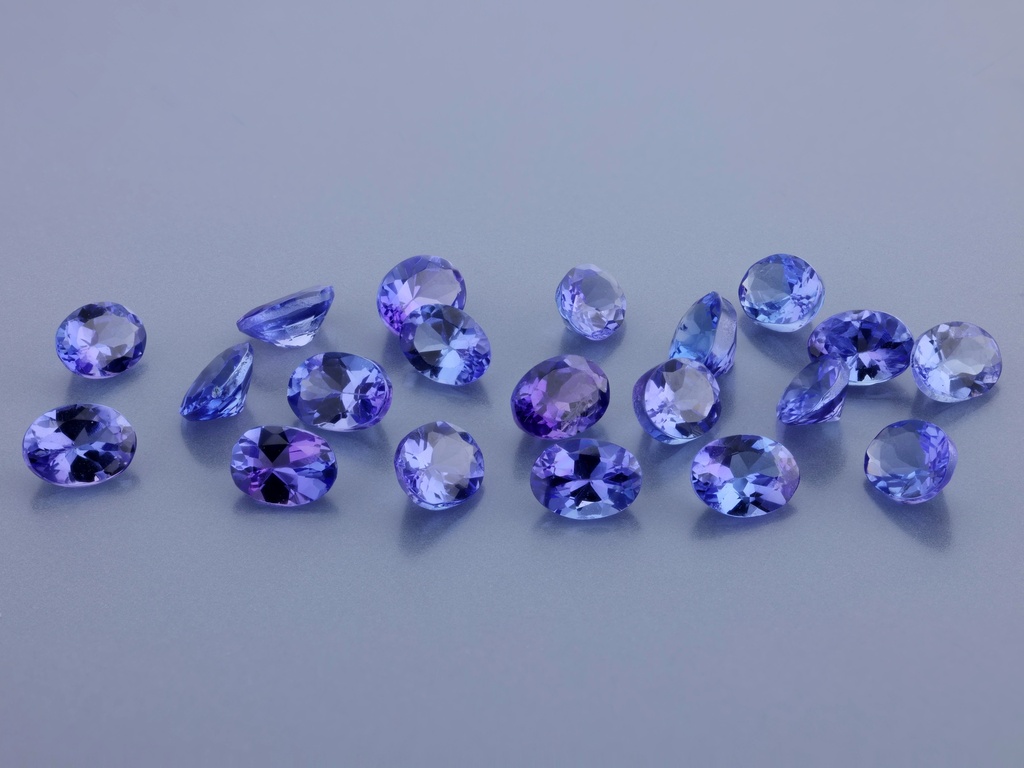 [TZVB0403] Tanzanite 4x3mm Oval