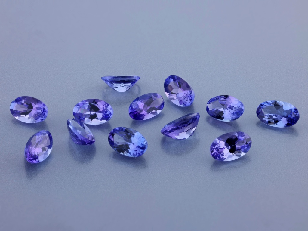 [TZVB0503] Tanzanite 5x3mm Oval