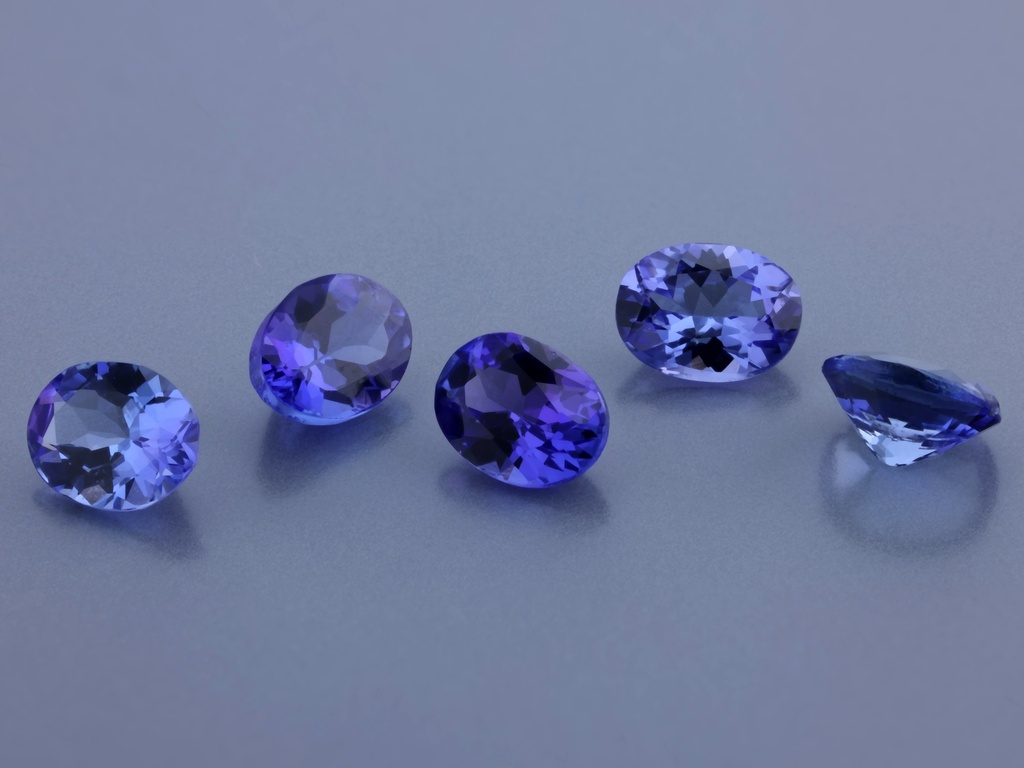 [TZVB0504] Tanzanite 5x4mm Oval