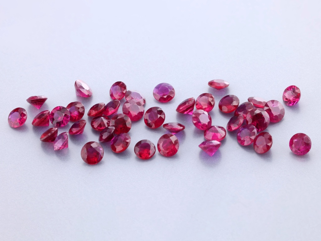 Ruby 2.25mm Round Red