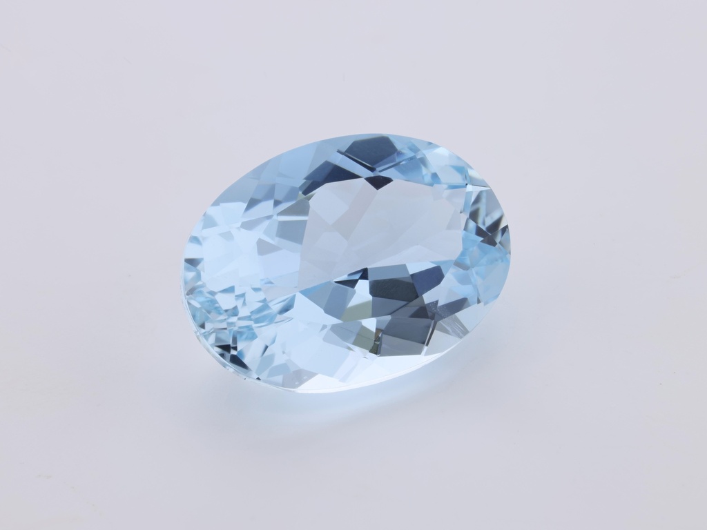 [BAVB1410X3] Aquamarine 13.75 x 9.90 x 6.50mm  Oval Mid Blue