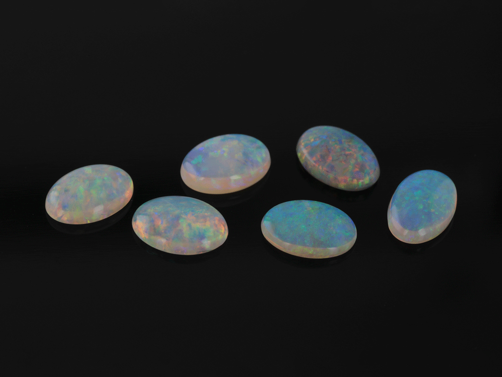 [NWVC0705] White Opal 7x5mm Oval Cabochon