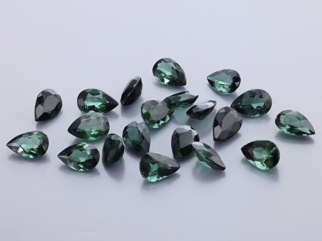 [UGPB0604A] Green Tourmaline 6x4mm Pear Shape