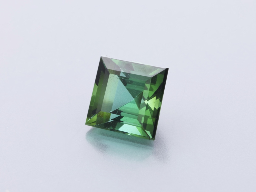 [UGQS0550A] Green Tourmaline 5.50mm Carre Cut