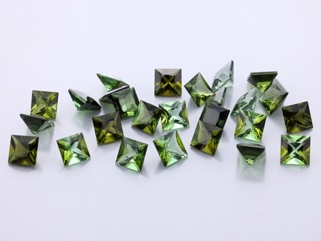 [UGQP0350A] Green Tourmaline 3.50mm Princess Cut