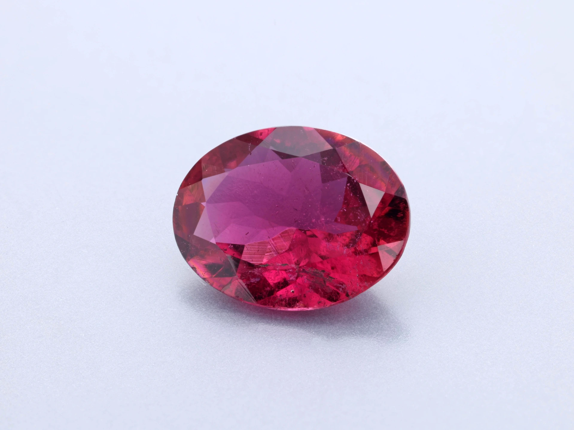 [UPVB0806X10] Rubellite Tourmaline 7.8x6.1mm Oval