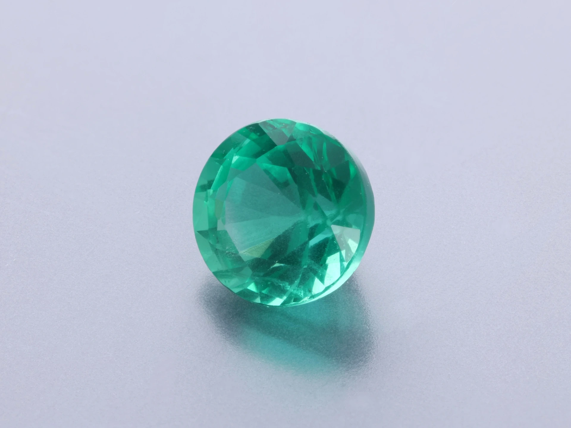 [BERB0525X2] Emerald 5.20mm Round