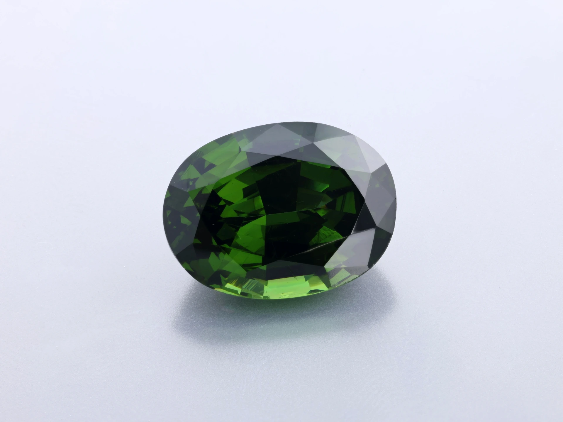 [ZIRCX10042] Zircon 14.4x10.7mm Oval Green