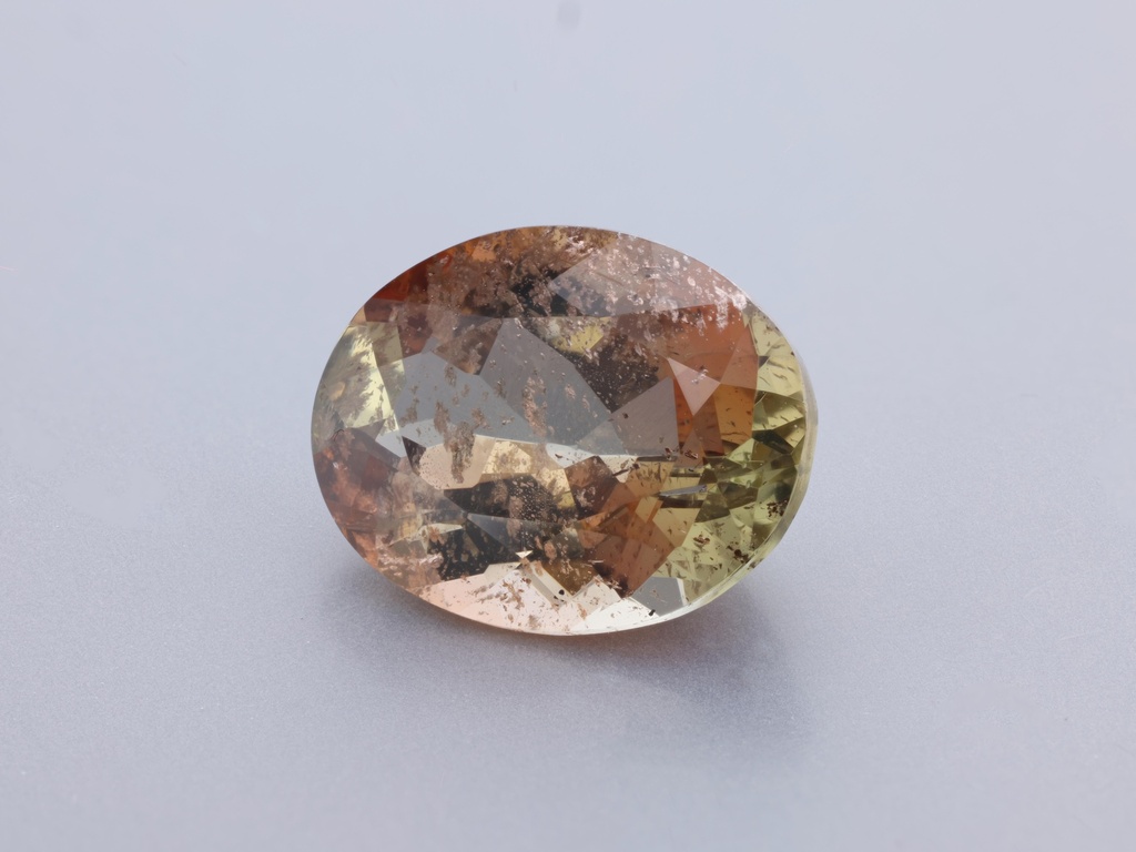 [ANVB1008X4] Andalusite 10.1x8mm Oval