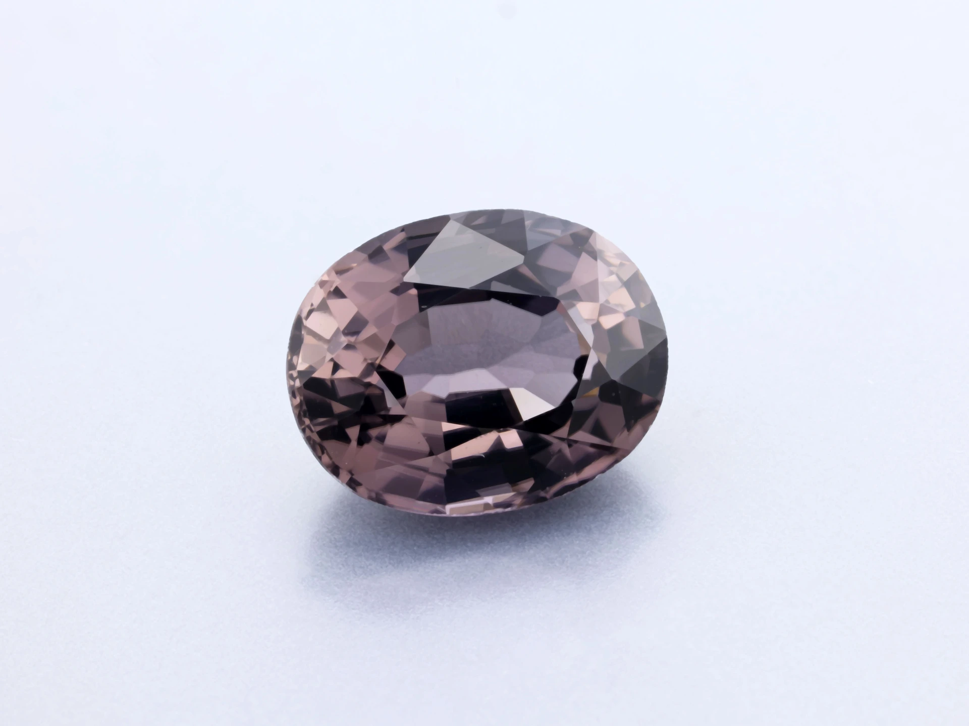 [UUVB0806X1] Purple Tourmaline 8.5x6.75mm Oval