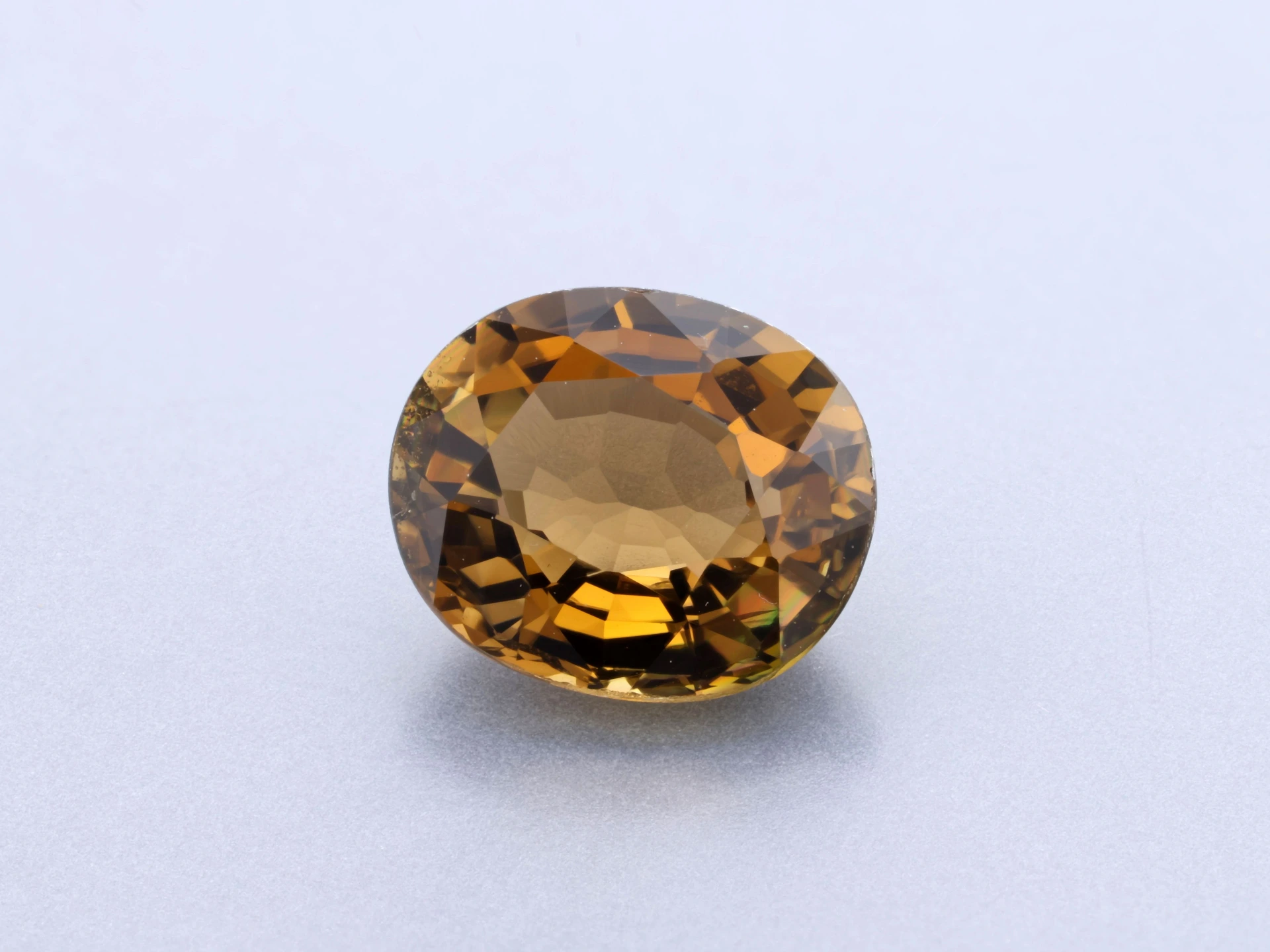 [UOVB0706X3] Brown Tourmaline 7.35x6.3mm Oval