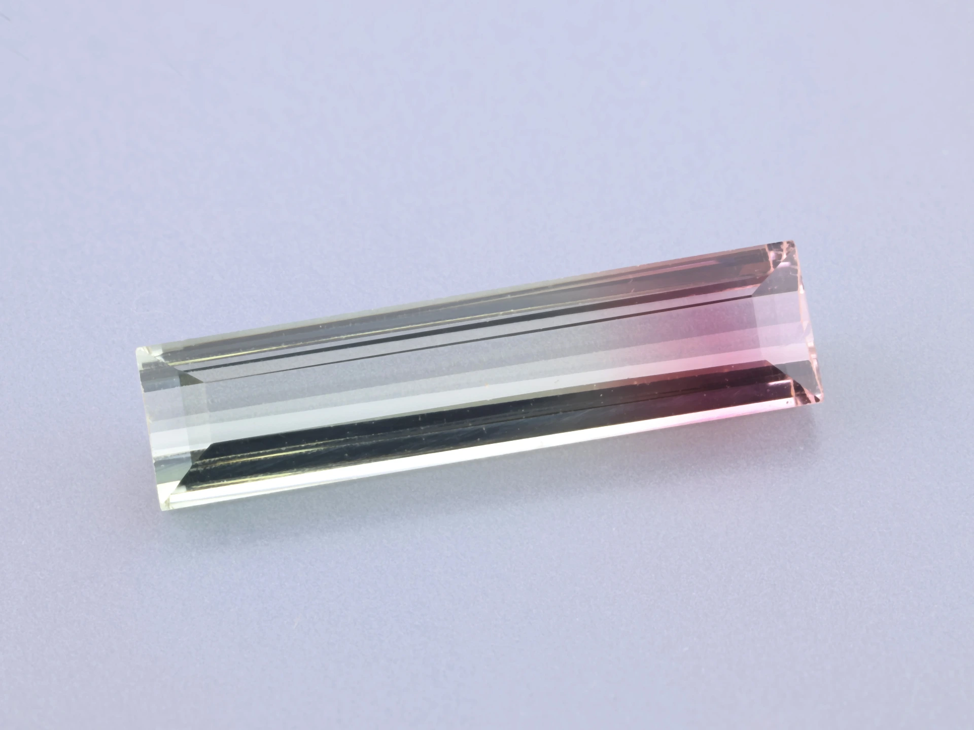 [UMBS1812X1] Bi Colour Tourmaline 18.6x4.5mm Baguette
