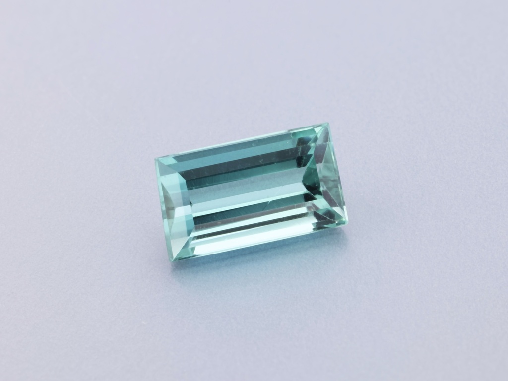[UGBS0703X1] Green Tourmaline 7.1x4mm Baguette