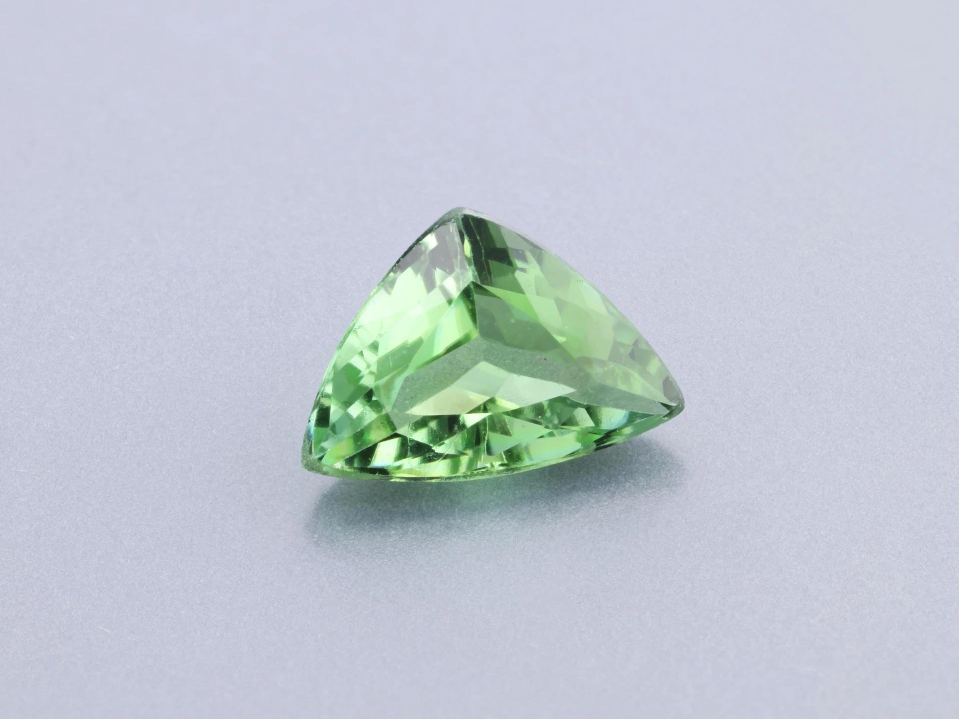 [UGTB0604X1] Green Tourmaline 5.5x5.00mm Trilliant