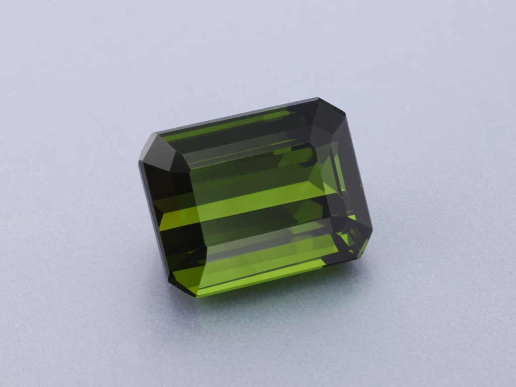 [UGOS0907X1] Green Tourmaline 9.2x7.1mm Emerald Cut
