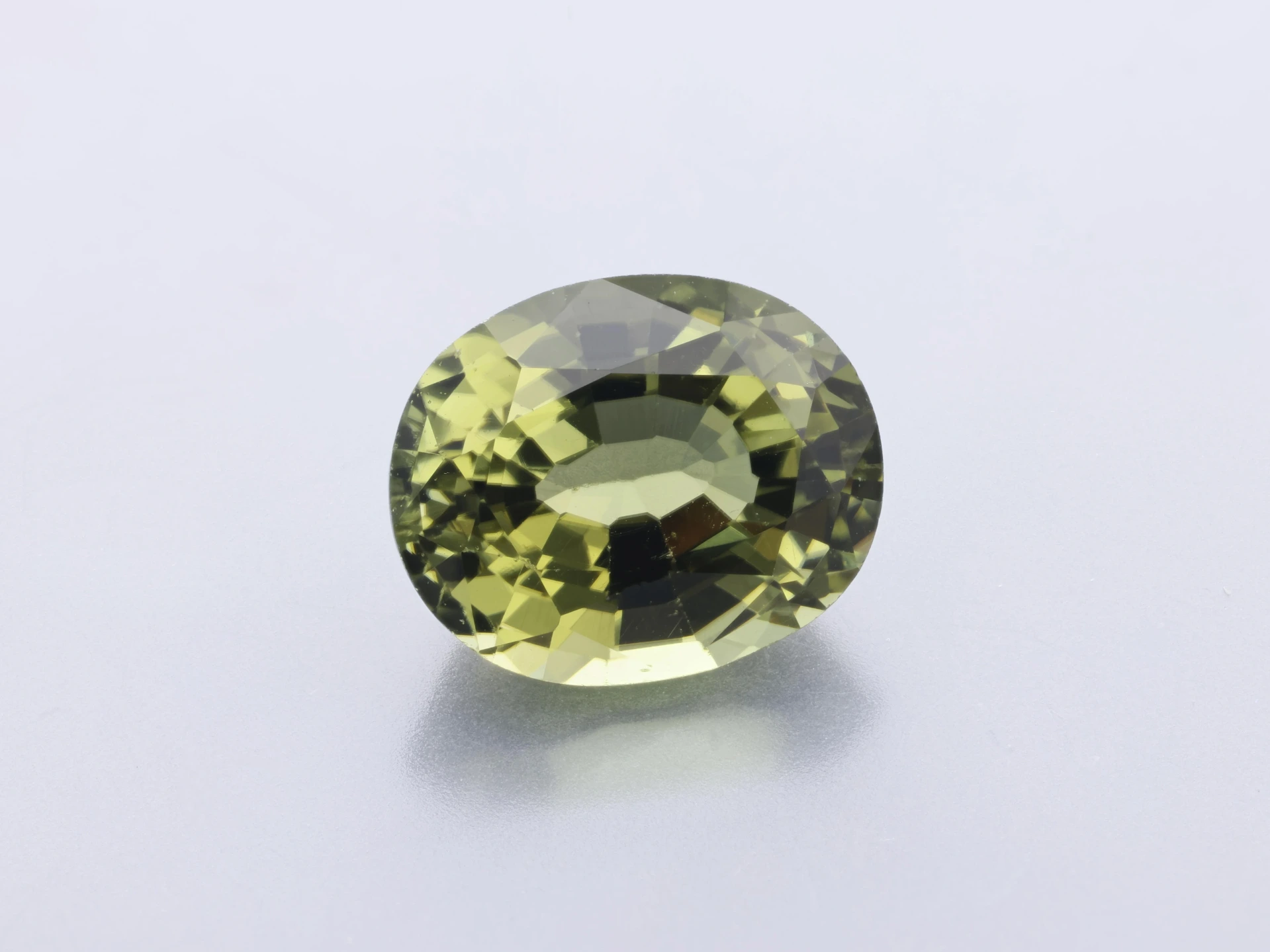 [UGVB0806X18] Green Tourmaline 8x6.5mm Oval