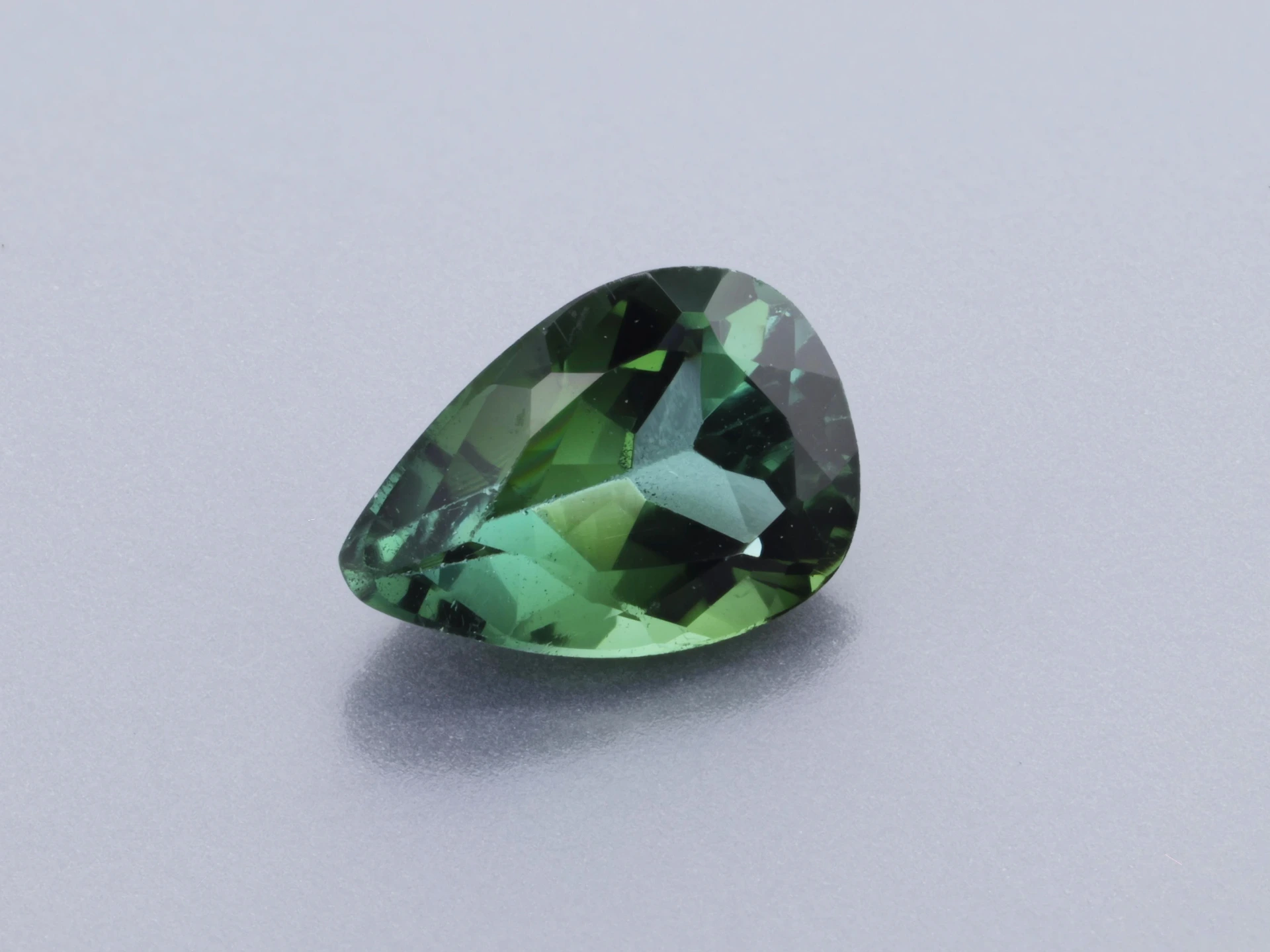 [UGPB0604X1] Green Tourmaline 5.8x4.1mm Pear Shape