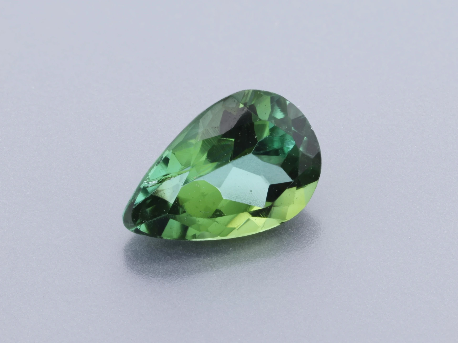[UGPB0604X2] Green Tourmaline 6x4.1mm Pear Shape