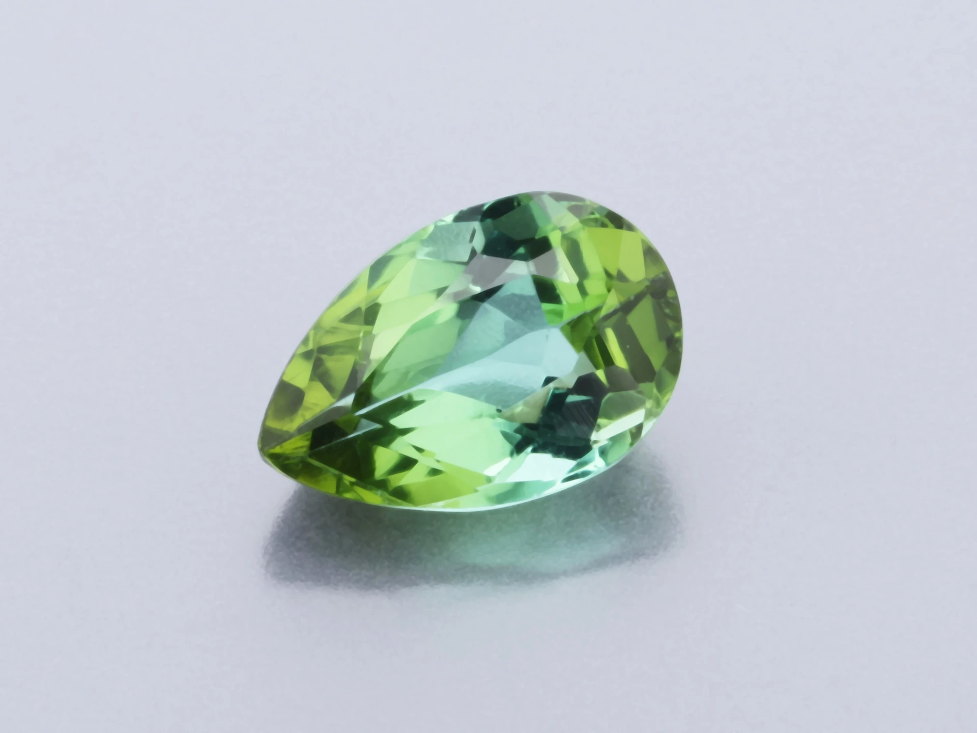 [UGPB0604X3] Green Tourmaline 6x4mm Pear Shape