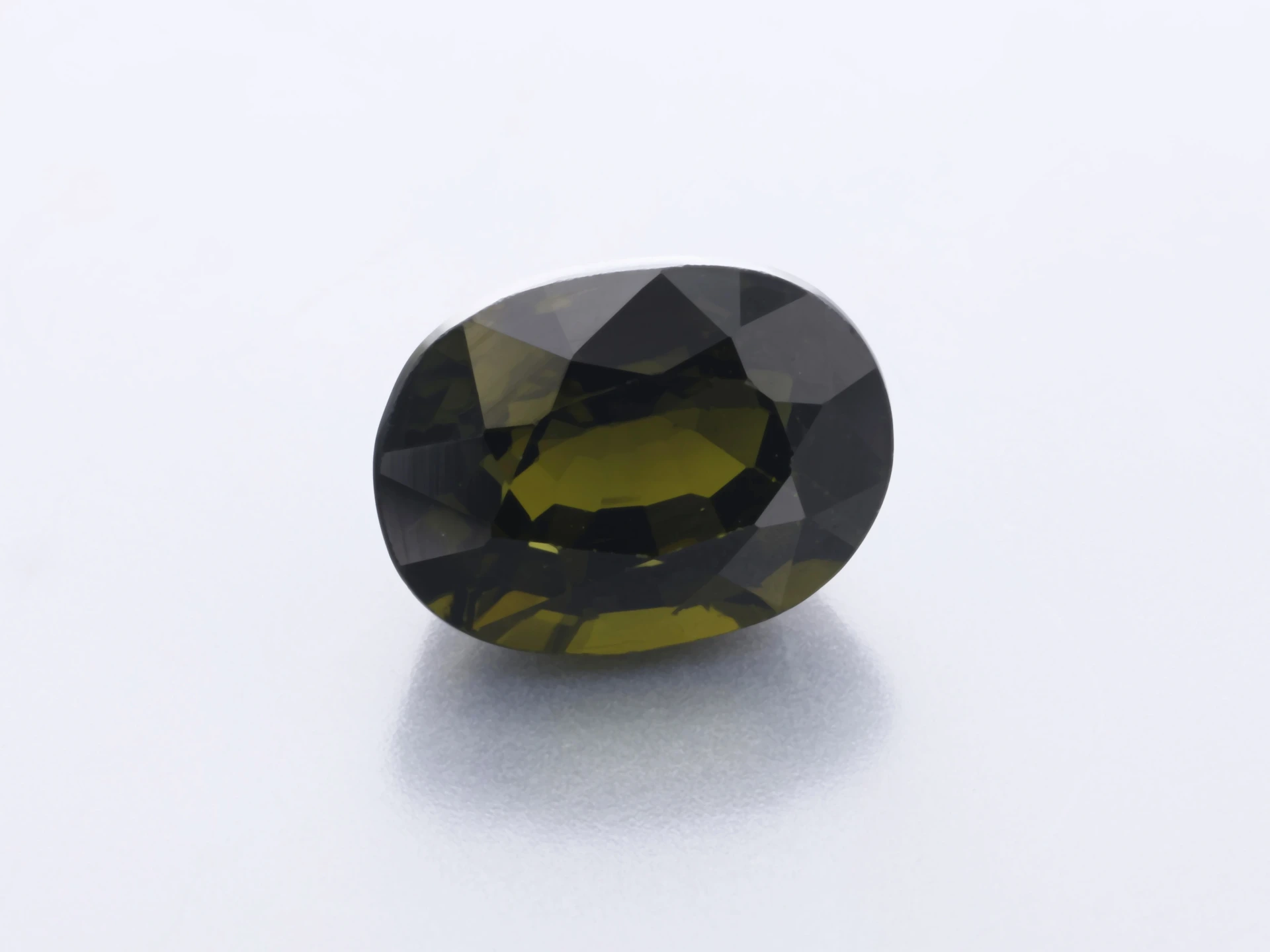 [UGVB0706X2] Green Tourmaline 7.4x5.65mm Oval