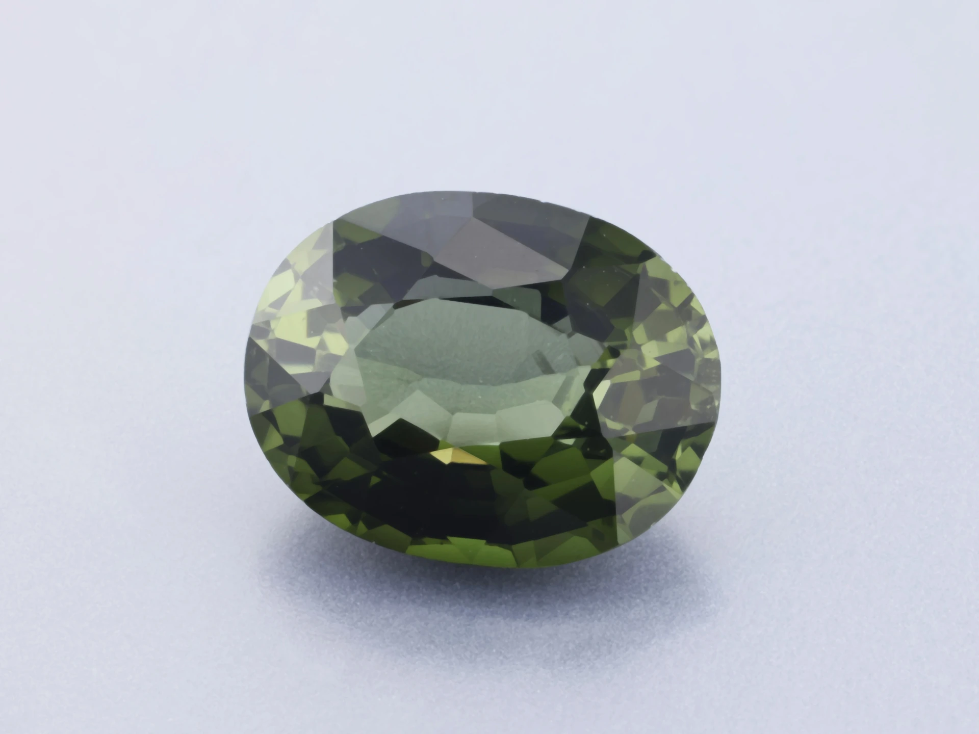 [UGVB0706X5] Tourmaline 7.5x5.85mm Oval Green