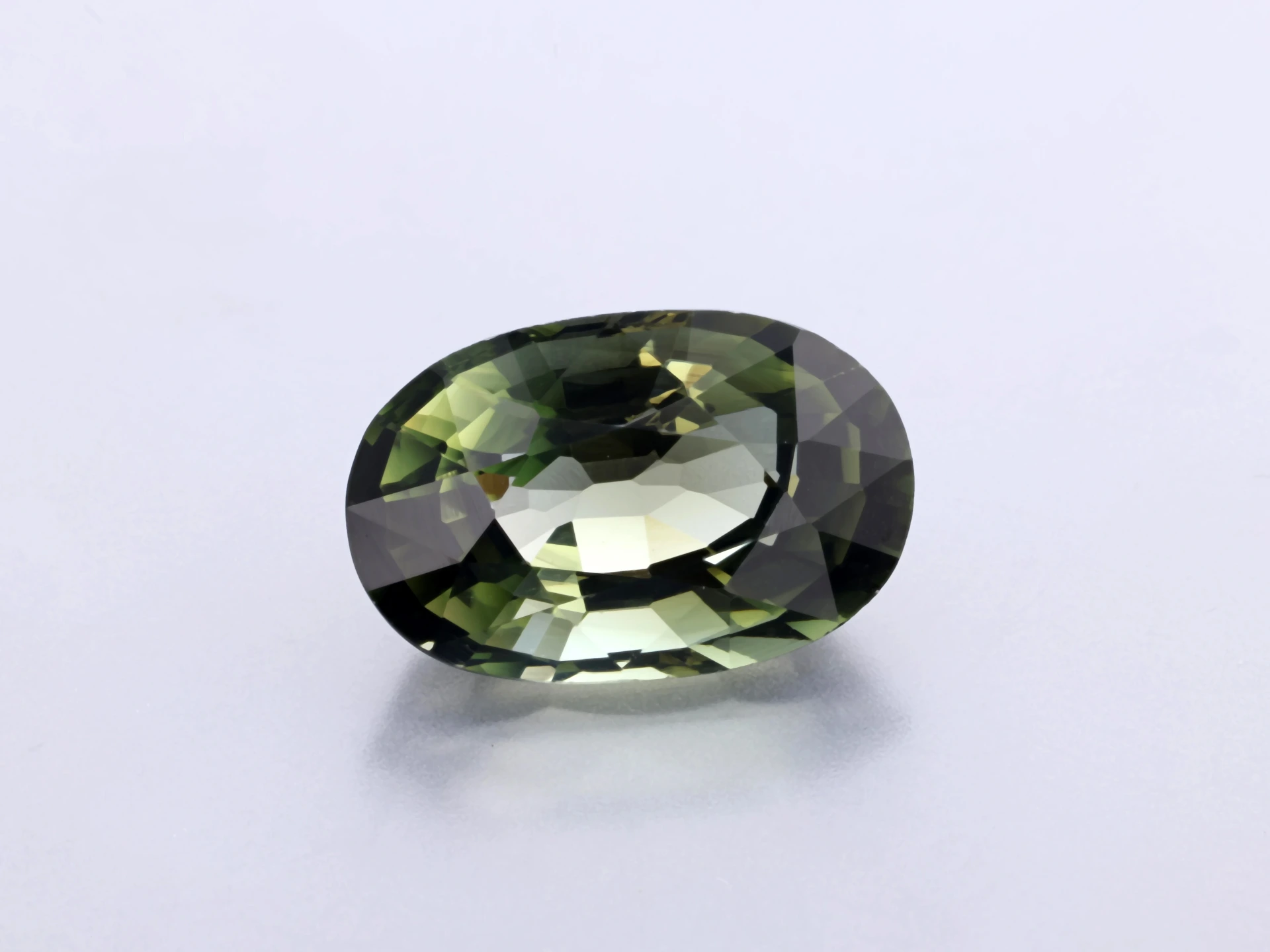 [UGVB0906X1] Green Tourmaline 9.2x6.3mm Oval